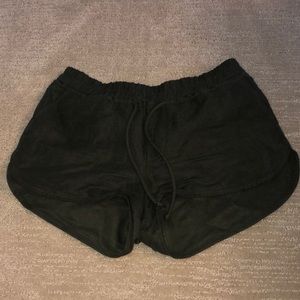 Aritzia shorts